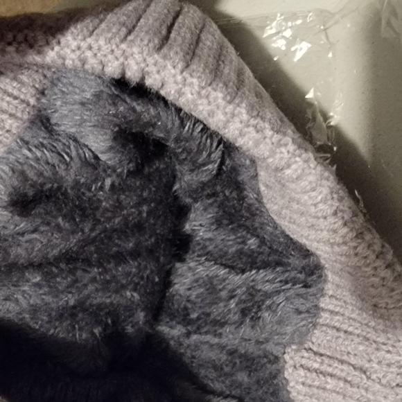 New in package pink and gray rhinestone beanie stocking cap each sold separately - Picture 4 of 13